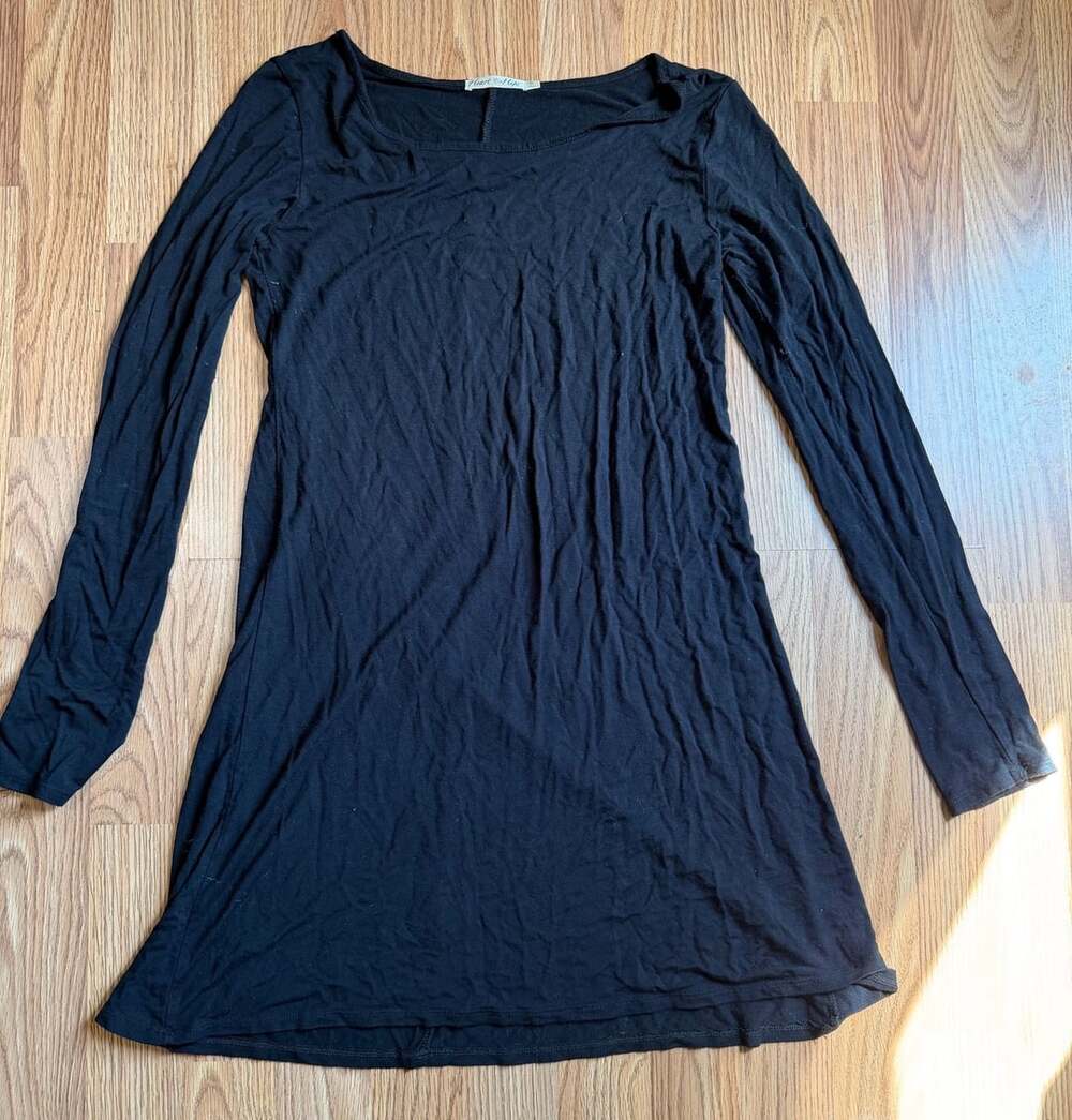 Heart & Hips Long Sleeve Dress Size M Black